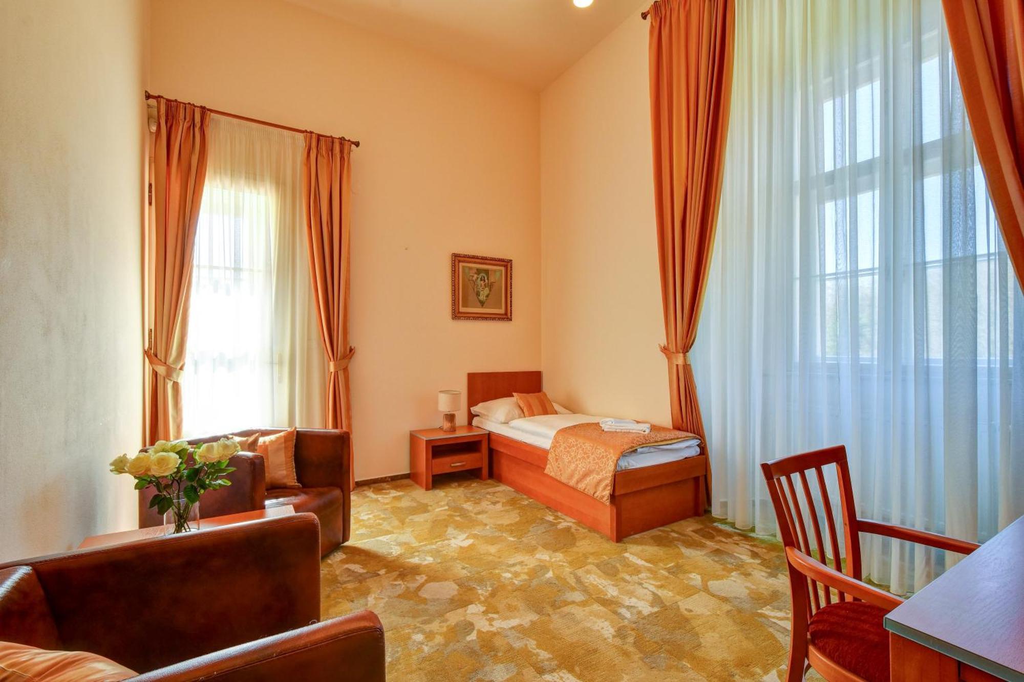Zamek Hotel Kiritein
